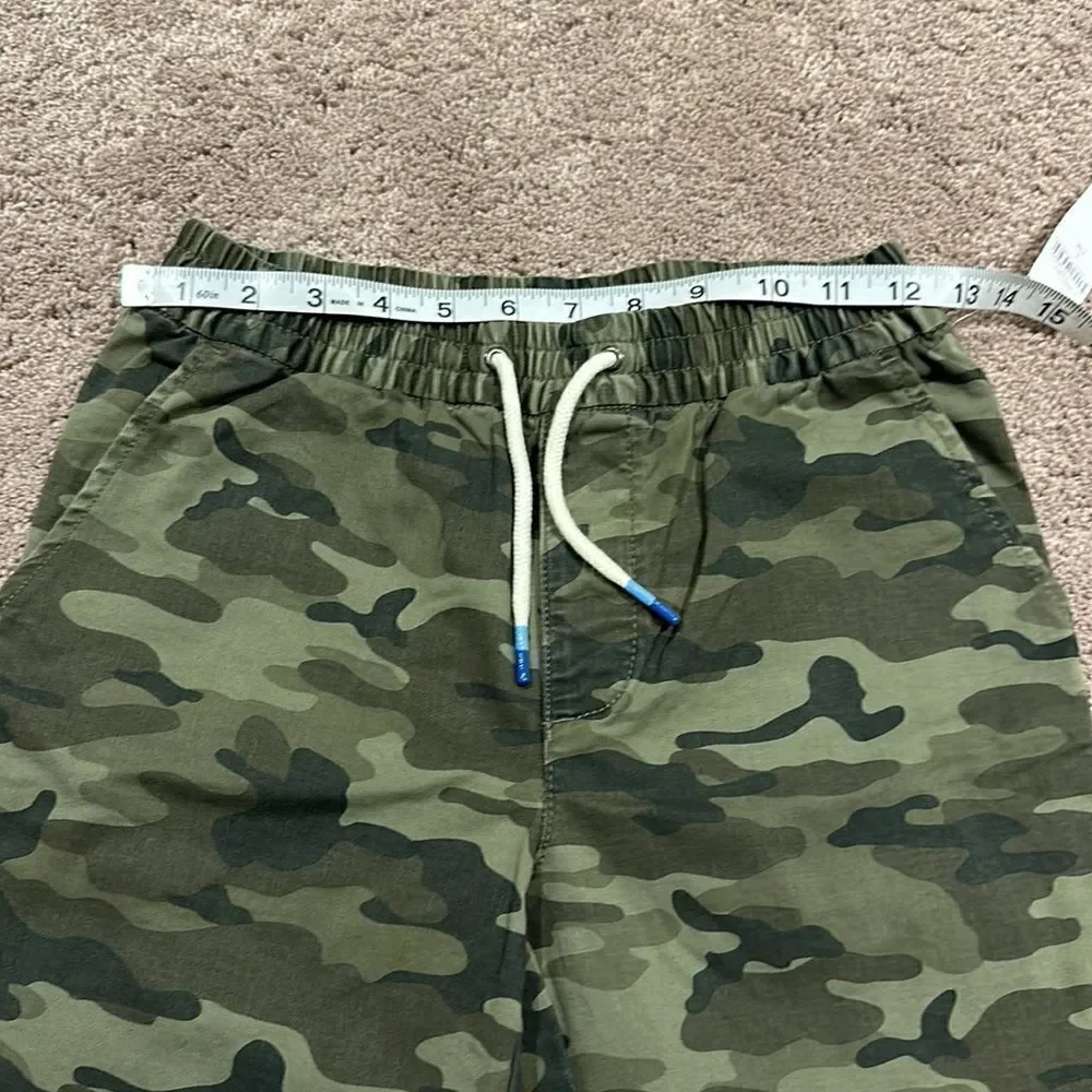 Gap Kids size 10 shorts NWT Camo!